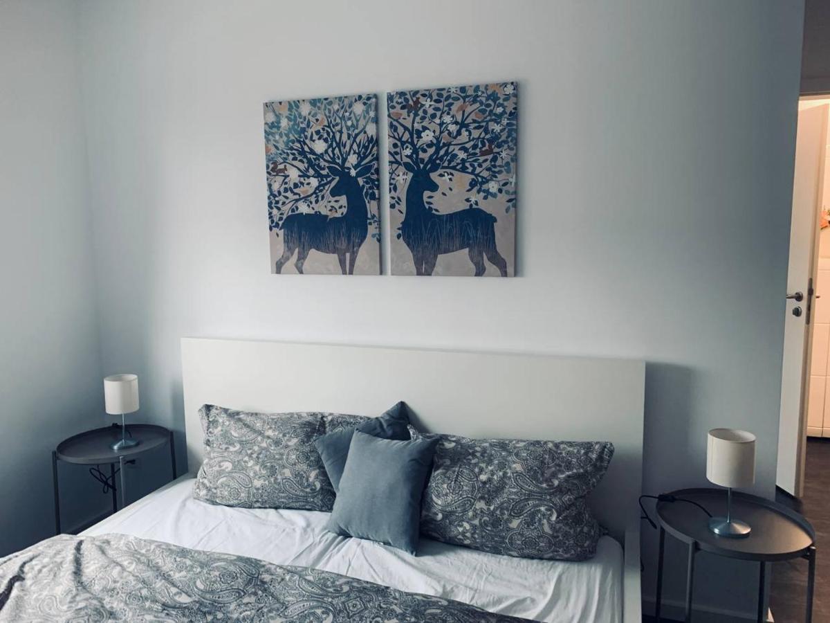 Mit Penthouse Charakter In *